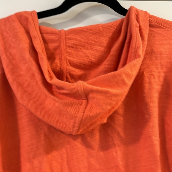 Loft Top - Picture 7 of 7